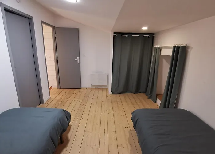 Du Figuier * Saint-Hilaire-de-Villefranche